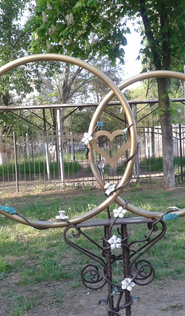 Памятник влюбленным Одесса