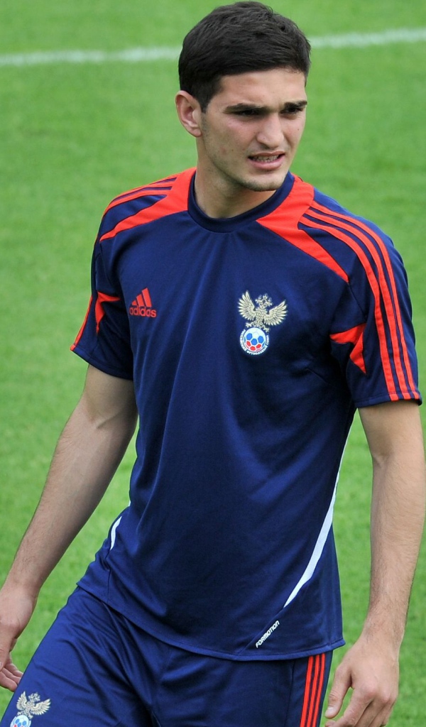 Magomed Ozdoev Lokomotiv midfielder in the form of the national team
