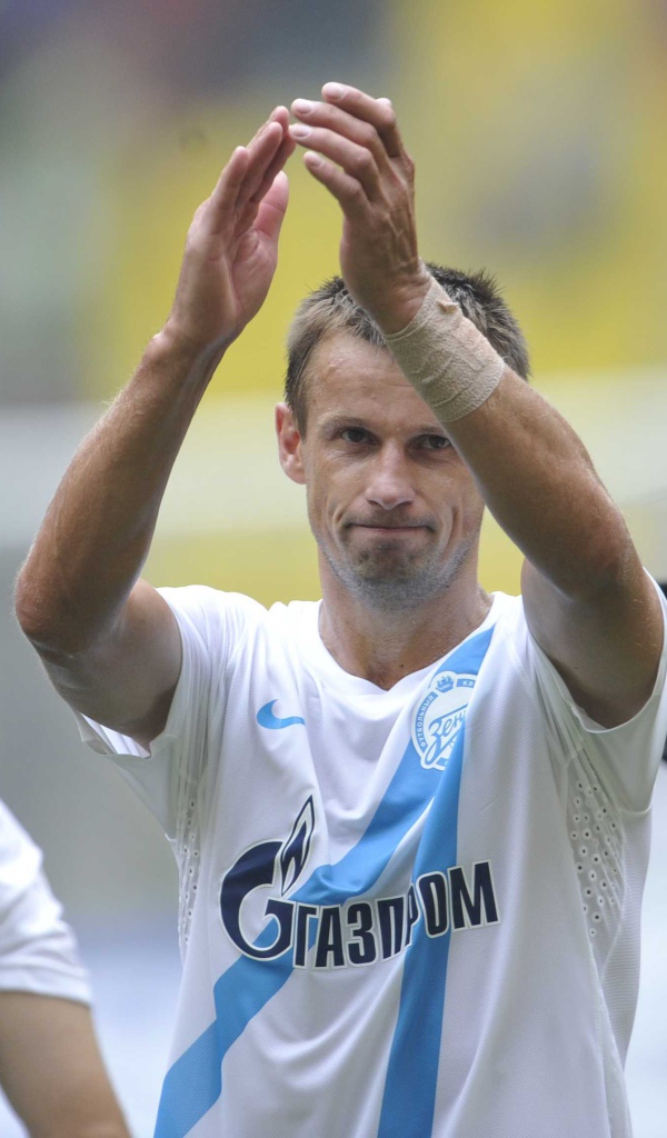 Сергей Семак полузащитник клуба Зенит