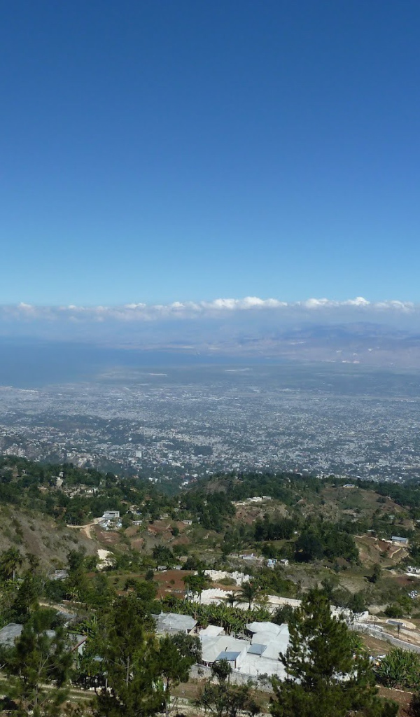 Горный пейзаж в Гаити