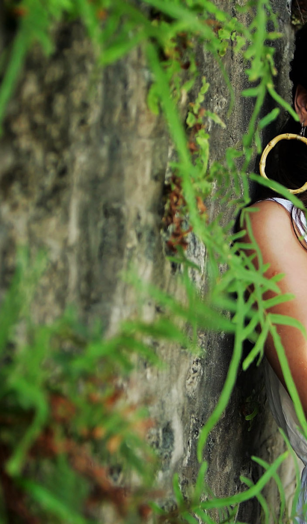 Рианна на природе