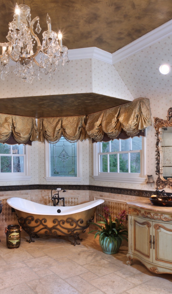 Королевская ванная комната