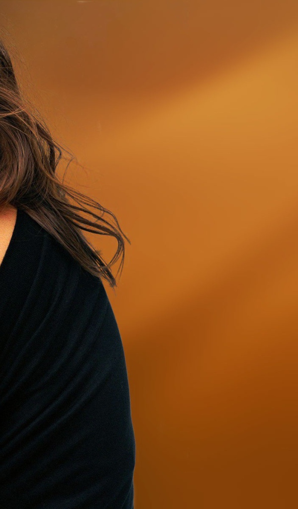 Соблазнительная тату на плече