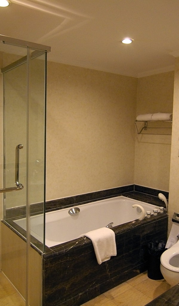 Душ и ванная