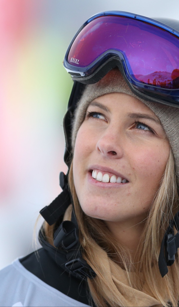 Обладательница серебряной медали австралийская сноубордистка Тора Брайт на олимпиаде в Сочи