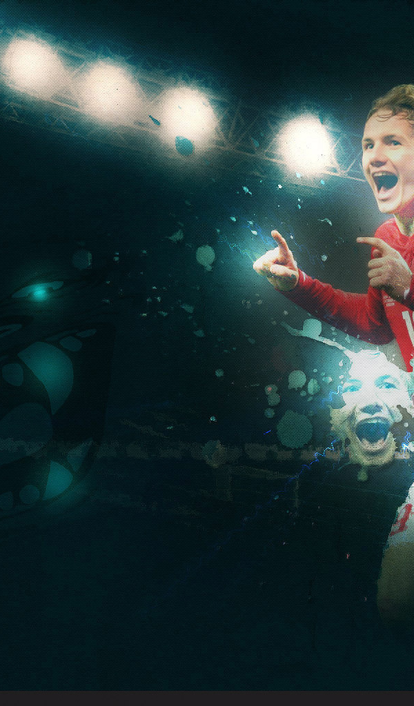 Нападающий Спартака Роман Павлюченко на поле