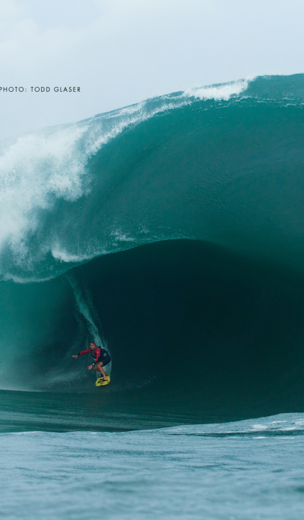 Серфер в Коста-Рика