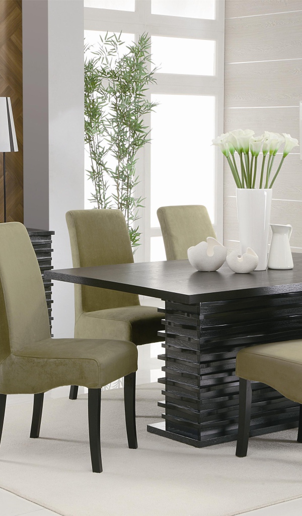 Азбука на стене в столовой