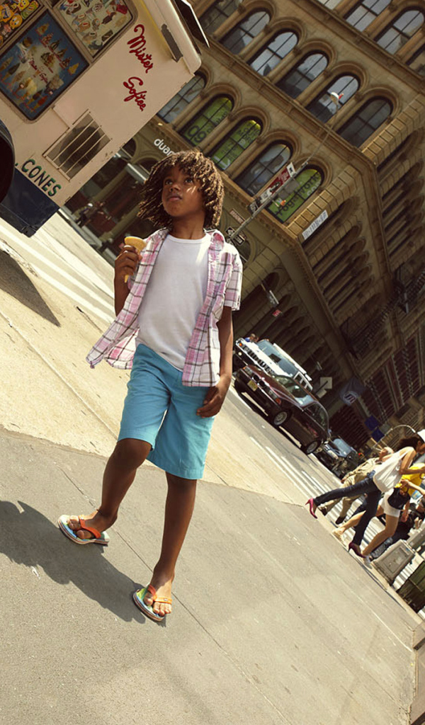 Фотография Мальчик на улице