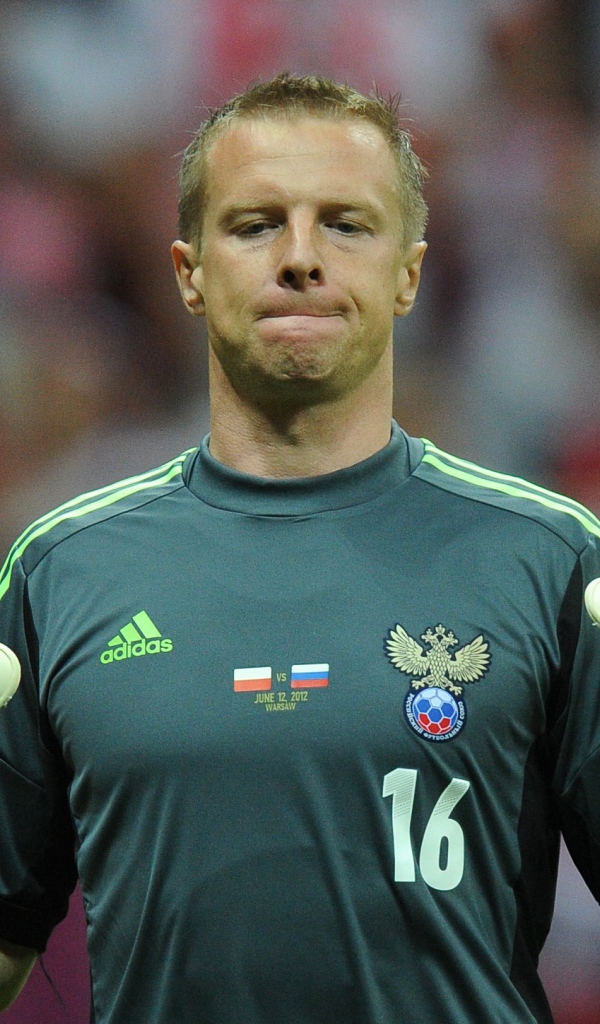 Блистательный вратарь Российской сборной Вячеслав Малафеев