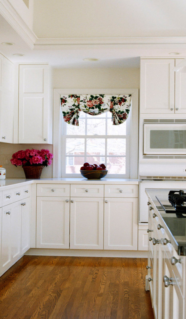 Белый цвет кухни