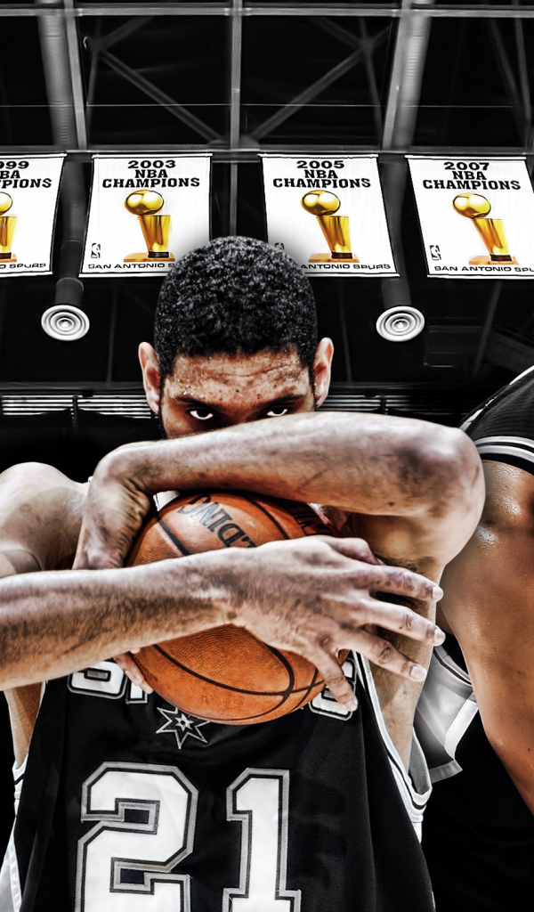 Тим Дункан в атаке