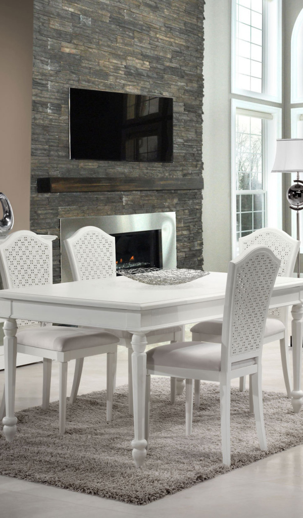 Белая мебель в столовой