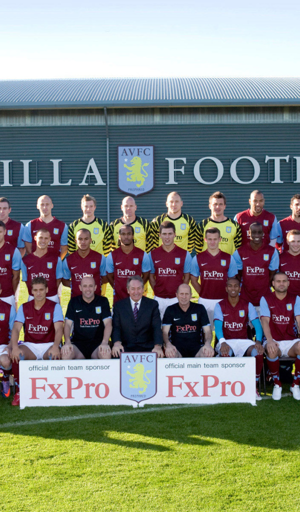 Известный ФК Англии Астон Вилла