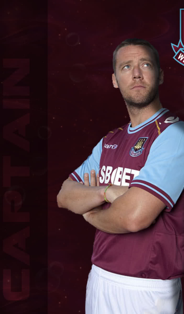 Знаменитый футбольный клуб Вест Хэм Юнайтед