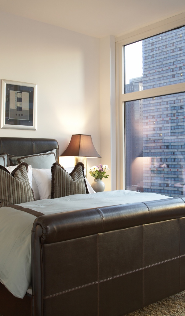 Спальня в городской квартире