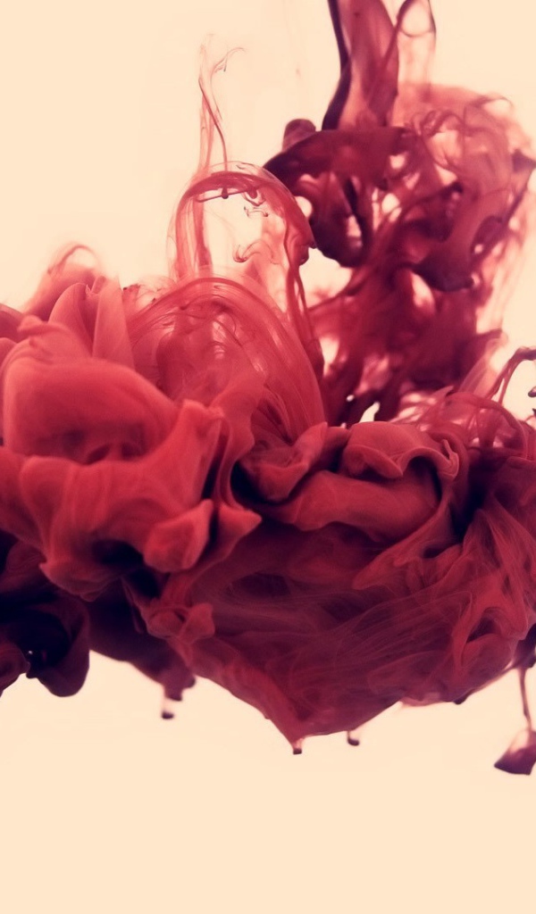 Сгусток красного дыма