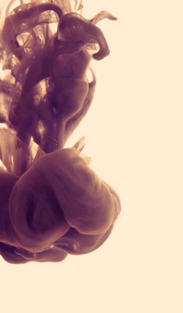 Облако сиреневого дыма