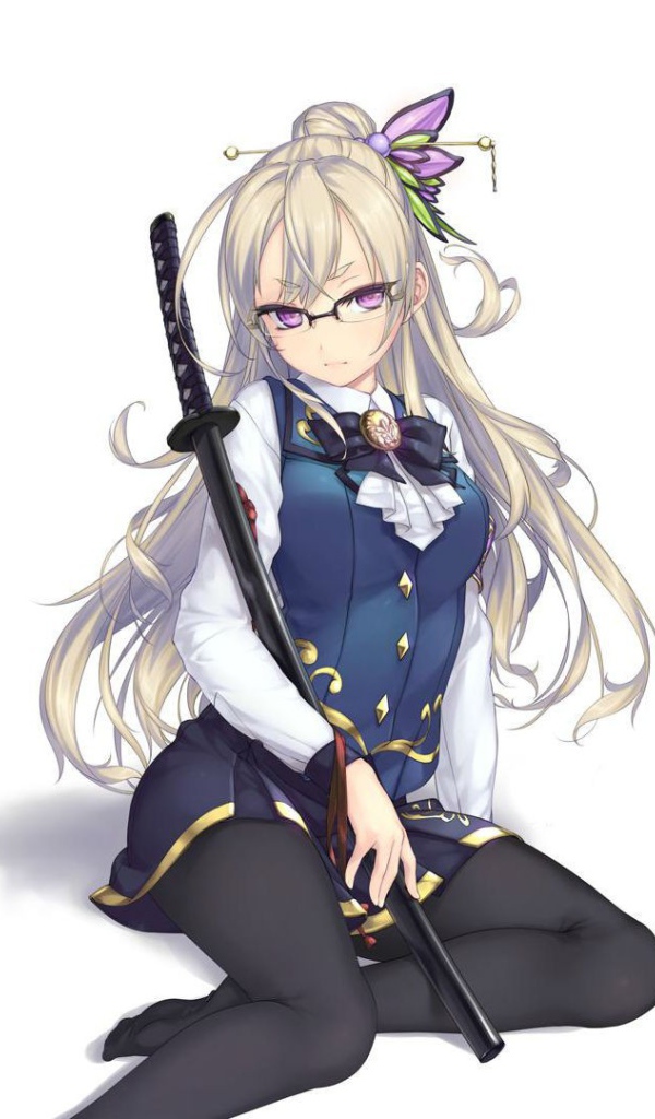 Девочка аниме с катаной в руке