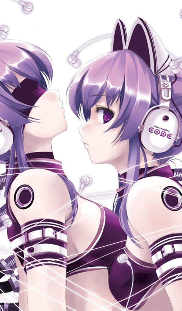 Аниме девушки подключены к кабелям