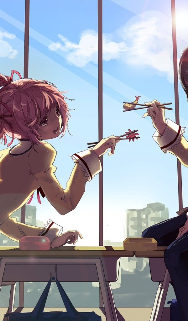 Девушки кушают свой обед, Девочка-волшебница Мадока