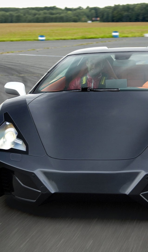 Черный спортивный Arrinera Automotive