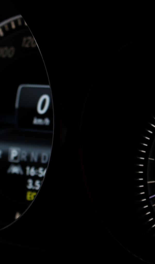 Приборная панель автомобиля