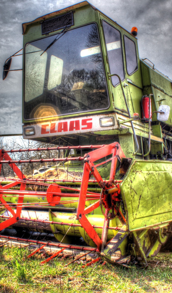 Уборочный комбайн для сельского хозяйства