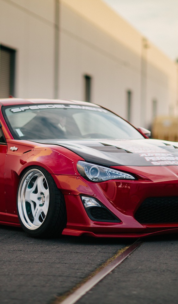 Scion на городской улице