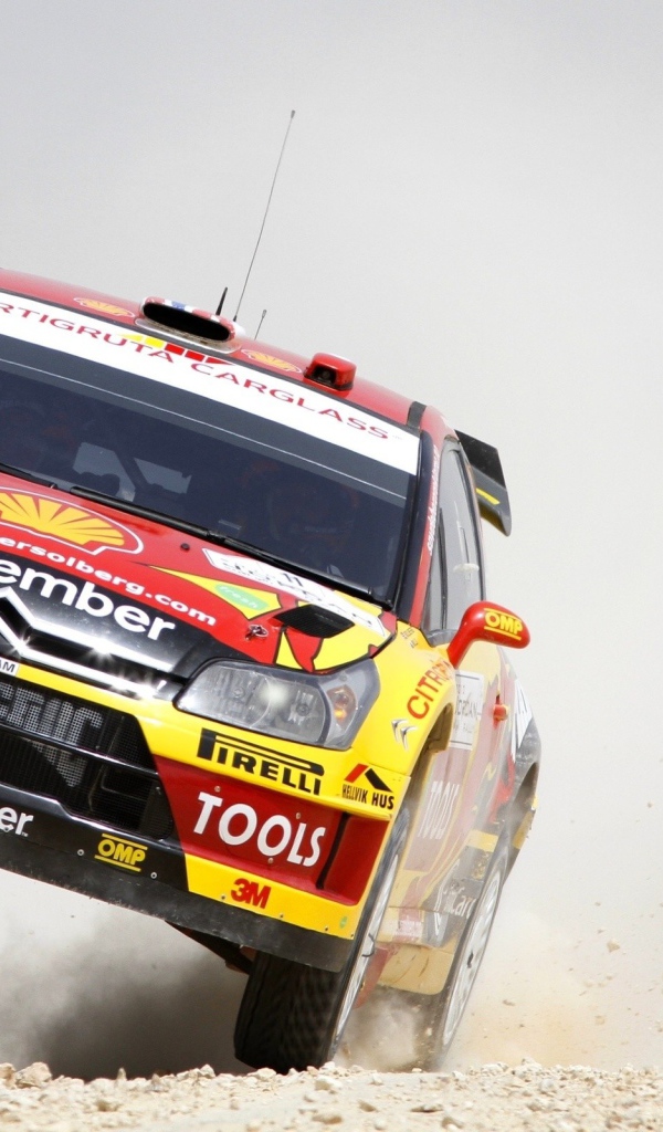 Спортивный автомобиль на двух колесах