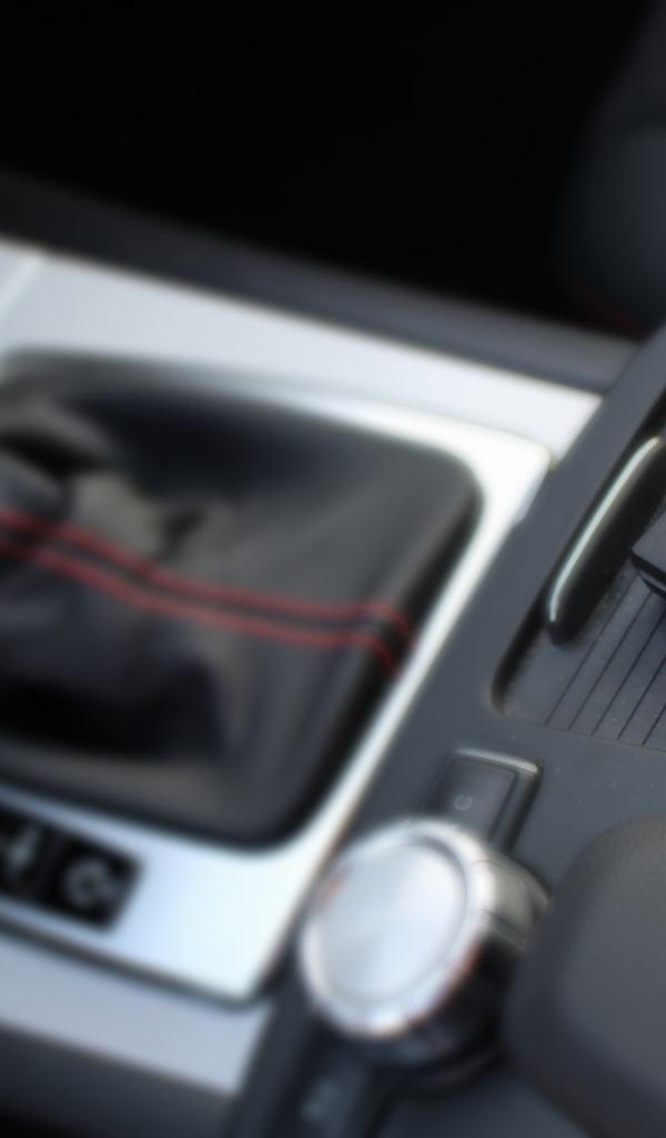 Интерьер дорогого автомобиля