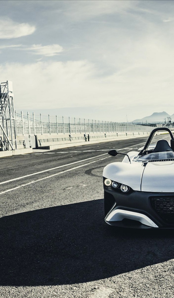 Белый кабриолет Vuhl