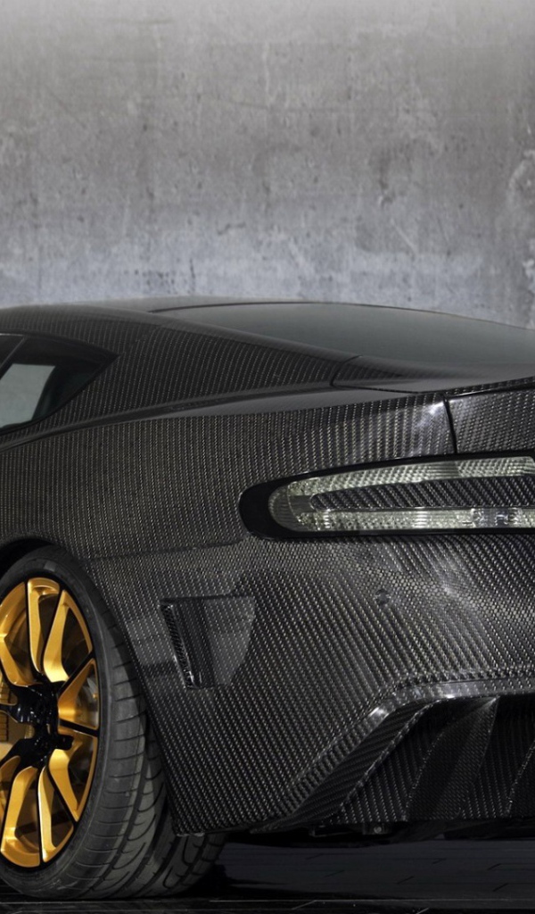 Текстура карбон на черном Aston Martin