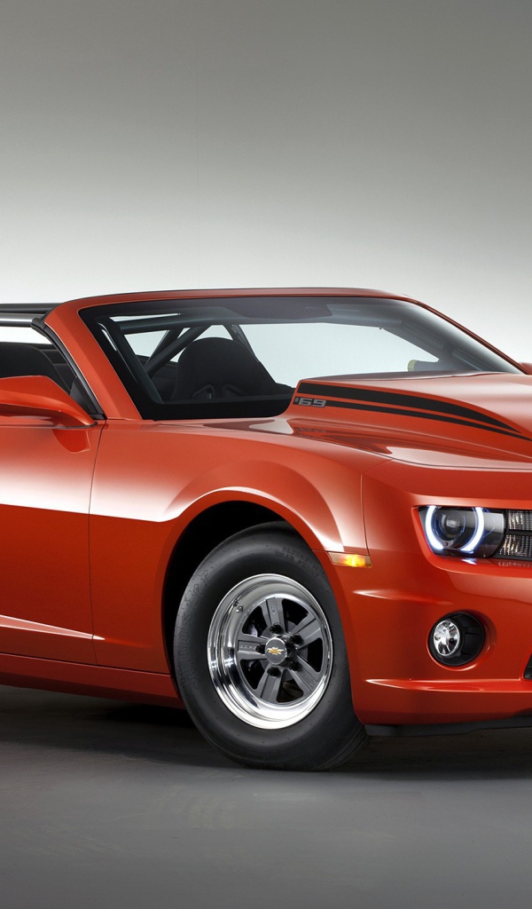 Красный Chevrolet COPO Camaro