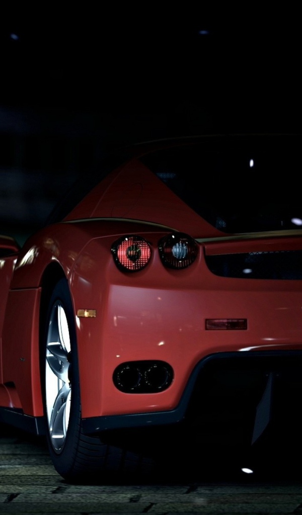 Автомобиль Ferrari Enzo во мраке