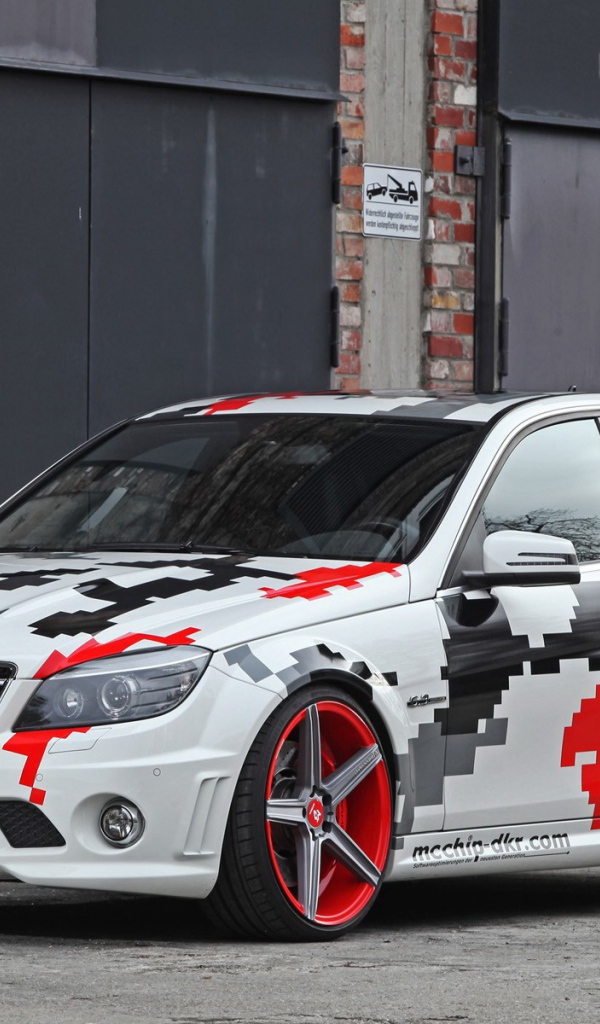 Окрас Мерседеса в стиле Minecraft