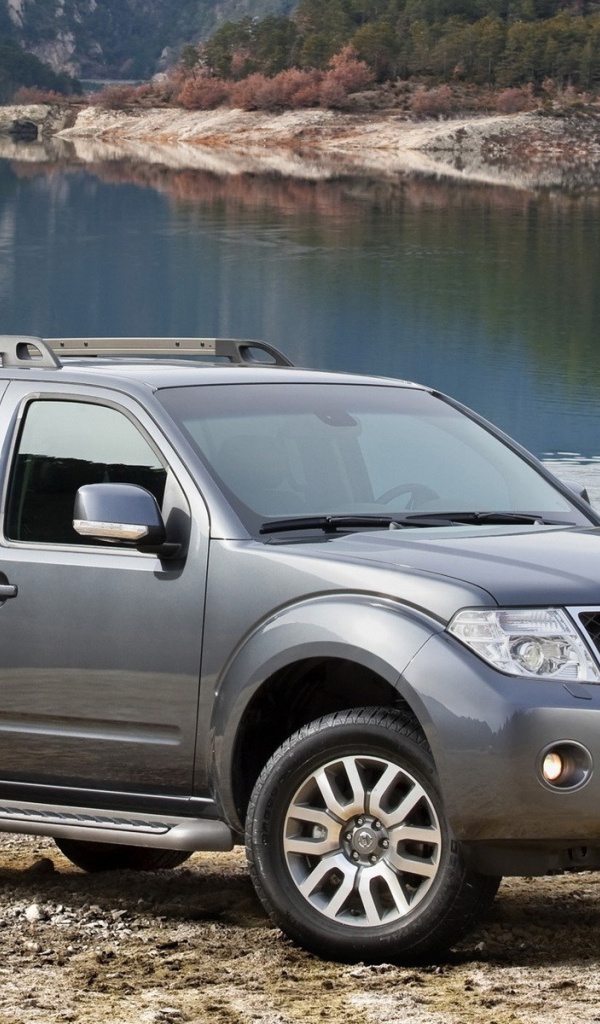 Внедорожник Ниссан для загородных поездок