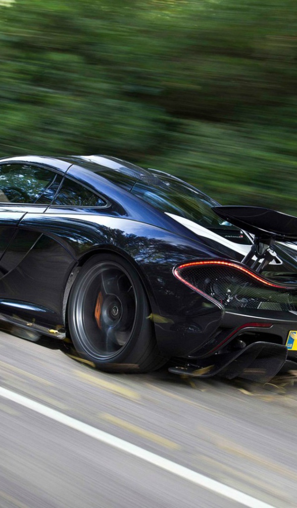 Спортивный McLaren P1