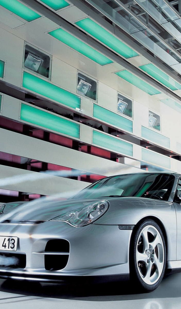 Автомобиль на испытании