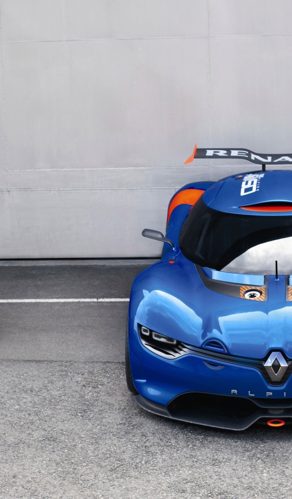 Замена покрышек спортивного Renault Alpine