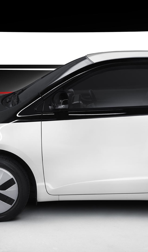 Зарядка электрического авто Toyota IQ