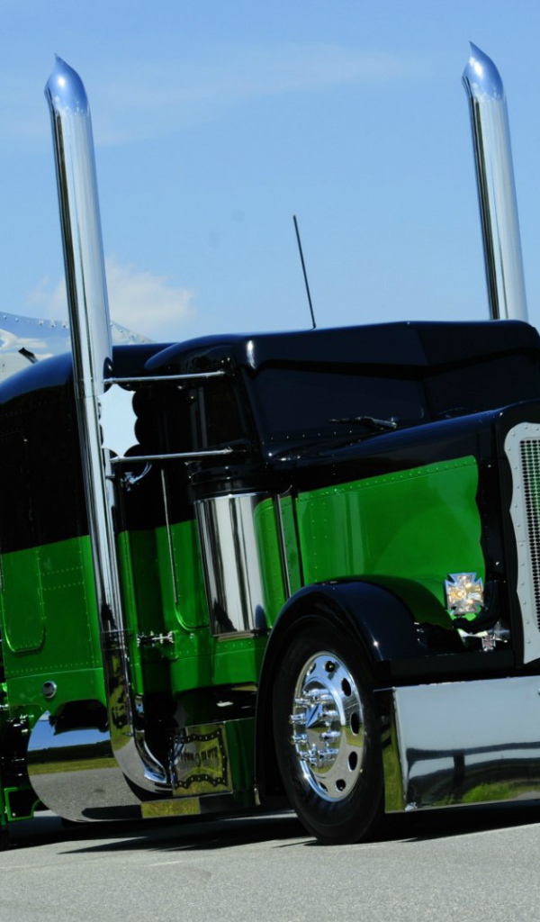 Американский грузовик  Peterbilt 379 EXHD