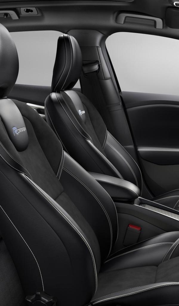 Салон автомобиля Volvo