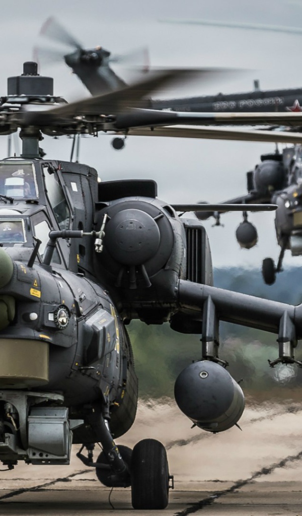 Пилотажная группа на Ми-28Н