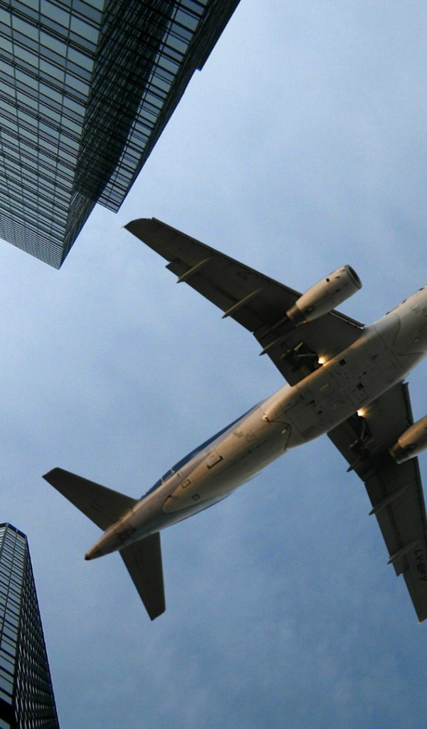 Airbus A320 в Гонконге