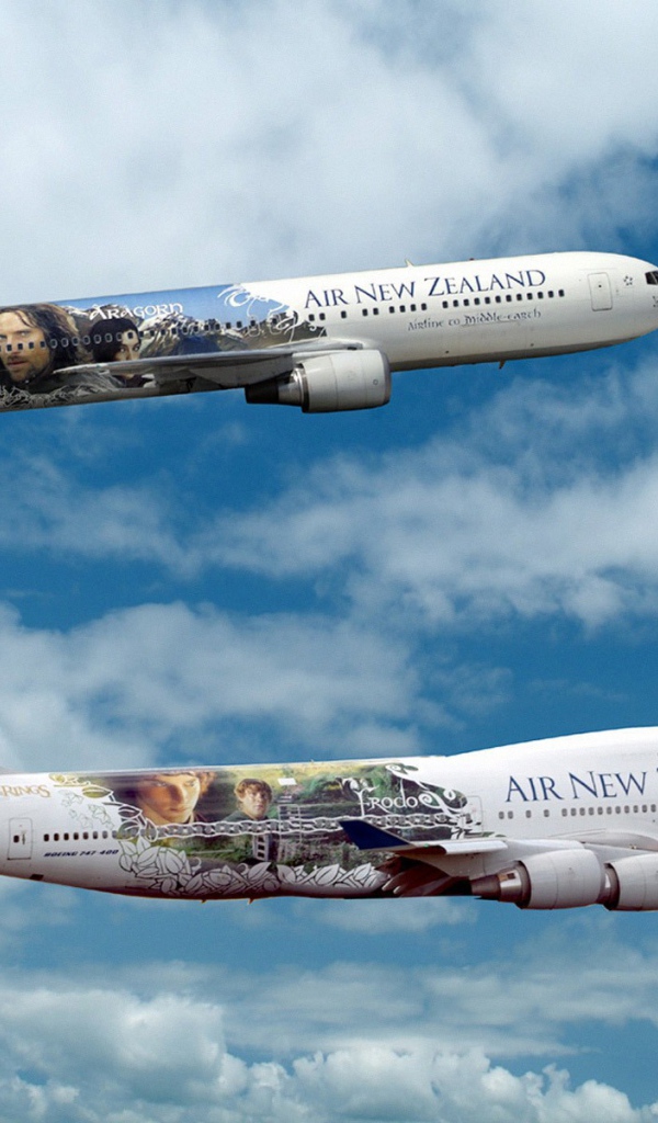 Самолеты в Новой Зеландии с кадрами из Властелина колец