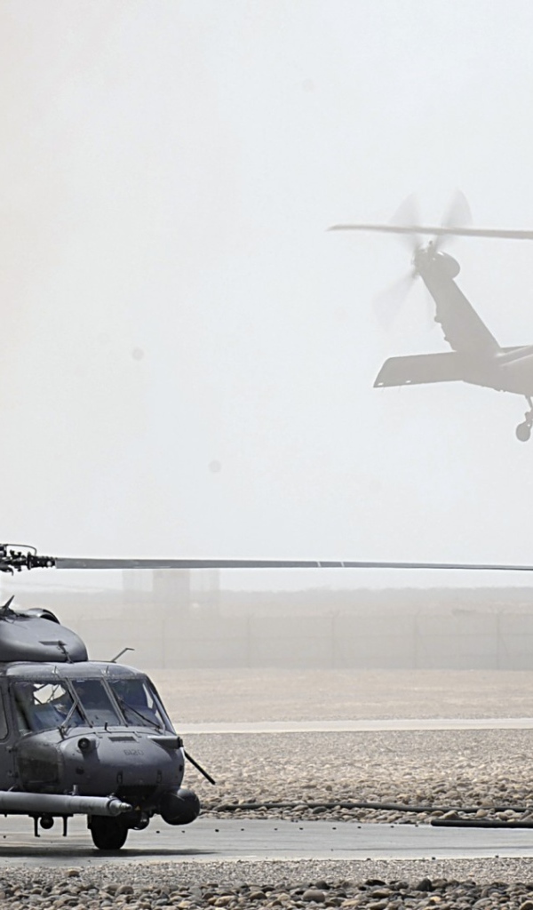 Черные вертолеты Sikorsky UH-60