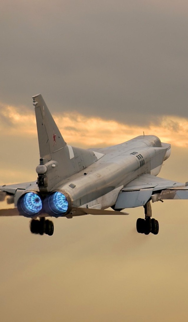 Бомбардировщик Ту-22М3