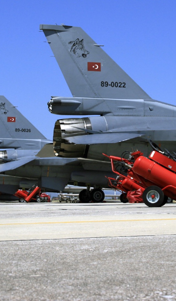 Самолеты F-16 в армии Турции