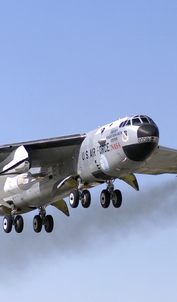 Высотный самолет Boeing B-52 Stratofortress
